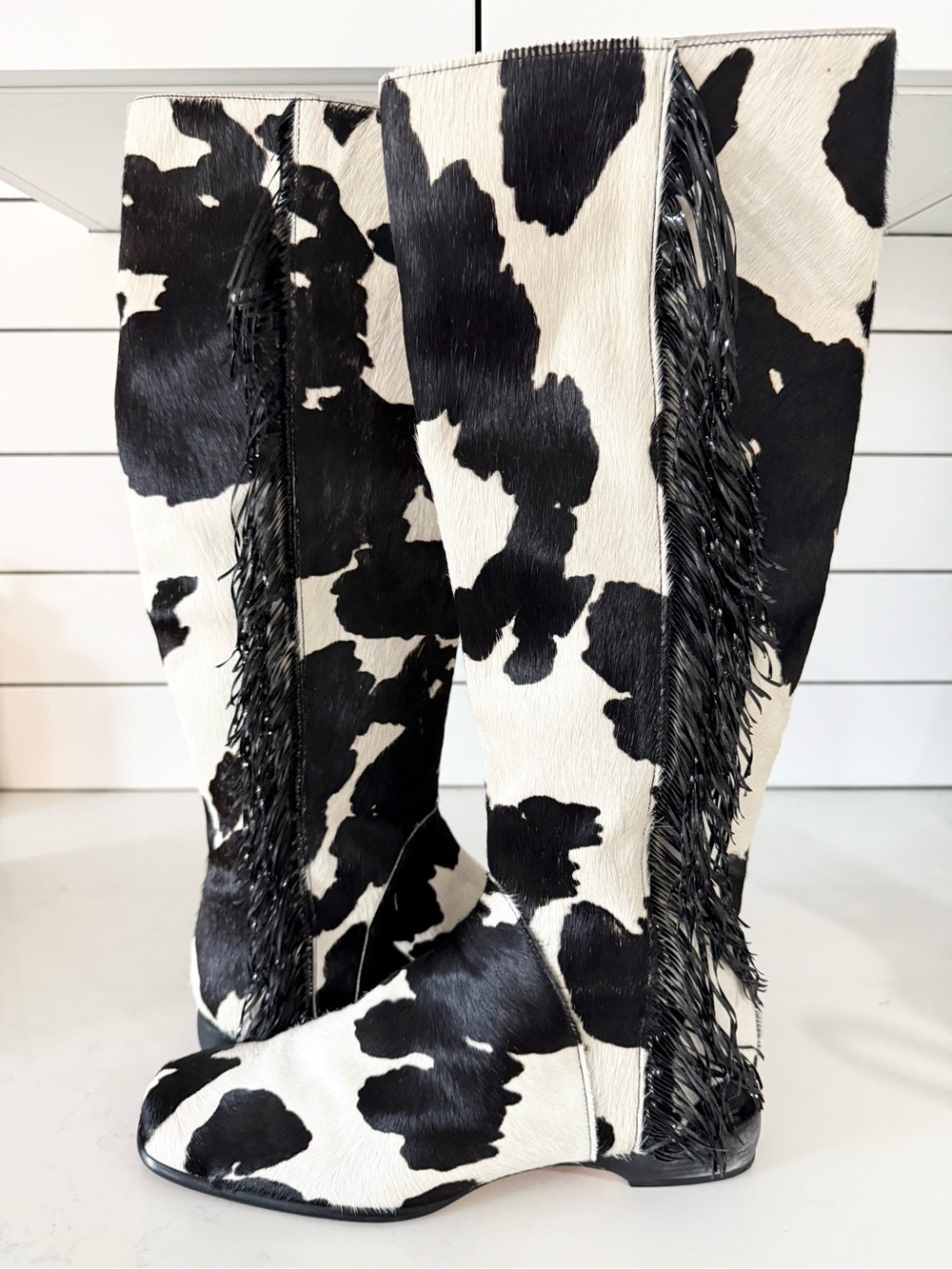 Vintage 90s Studio Delman Cow Print Calf Hair Fringe Tall Boots - US 8.5 *RARE* - Picture 8 of 11